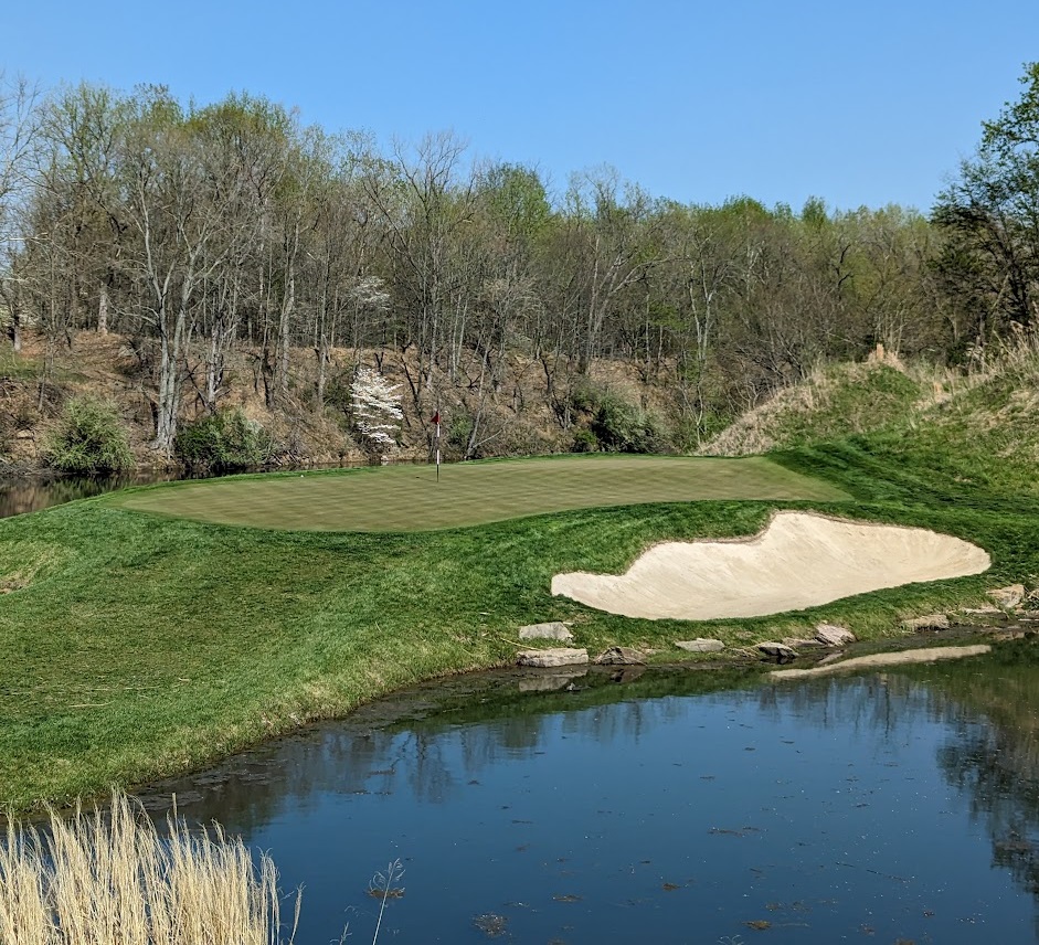 The green at the sixteenth hole at Victoria National Golf Club