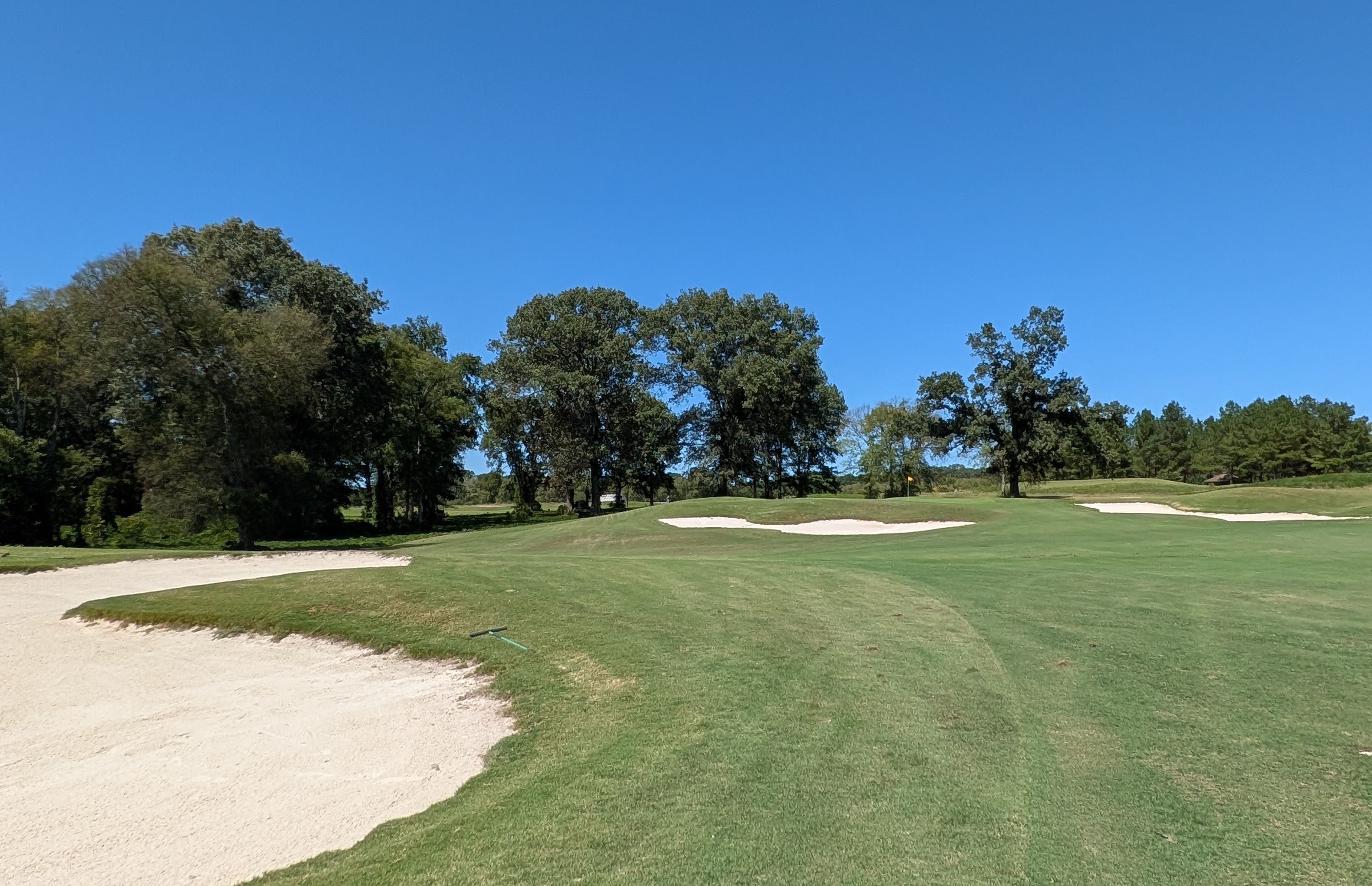 The approach shot at the seventh hole at The Shoals' Fighting Joe