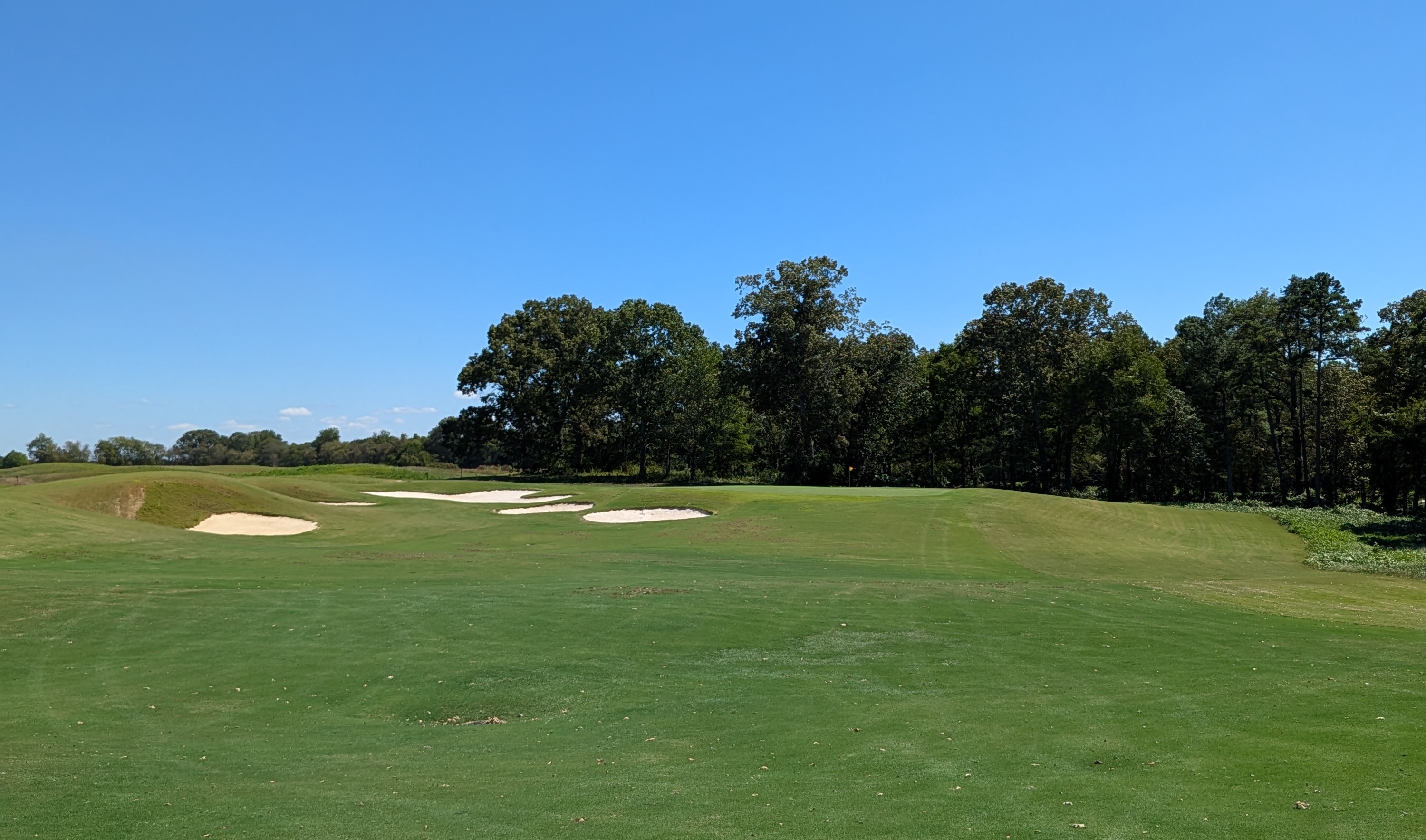 The approach shot at the eighth hole at The Shoals' Fighting Joe
