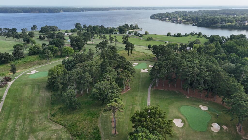 The sixteenth hole at Turtle Point Yacht & Country Club from above