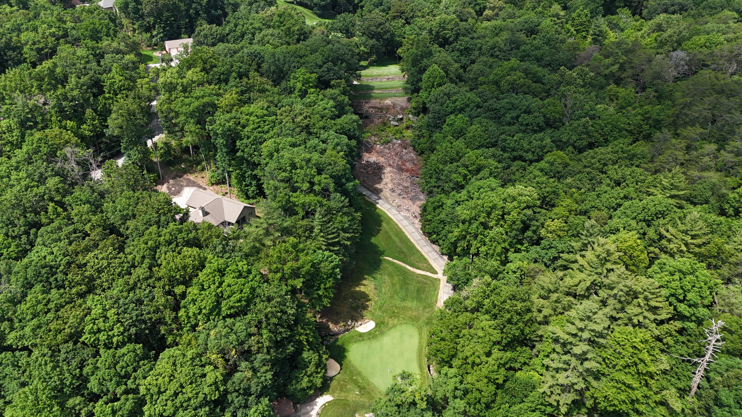 The par-3 fourteenth hole at Stonehenge Golf Club