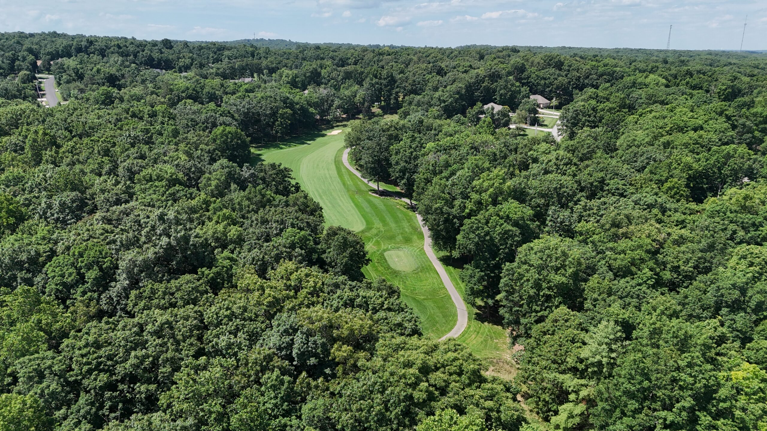 The par-4 sixteenth hole at Stonehenge Golf Club